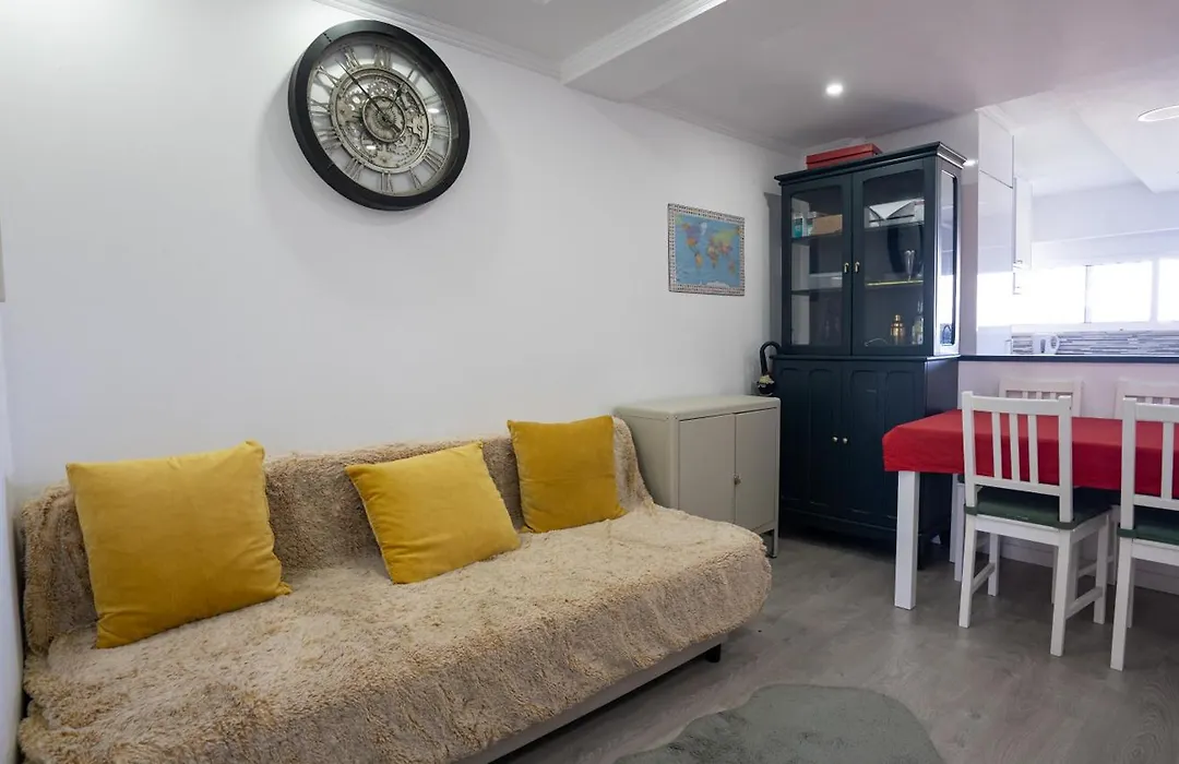 Airport Room-1